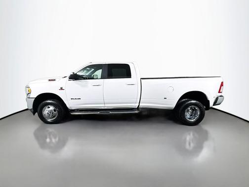 2021 RAM 3500 Big Horn Crew Cab 4x4 8' Box