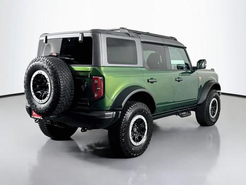 Eruption Green Metallic 2023 Ford Bronco Badlands