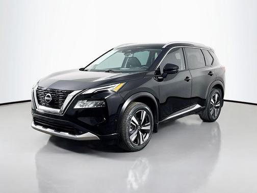Super Black 2022 Nissan Rogue Platinum