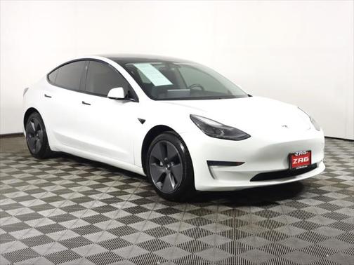 2021 Tesla Model 3 Standard Range Plus