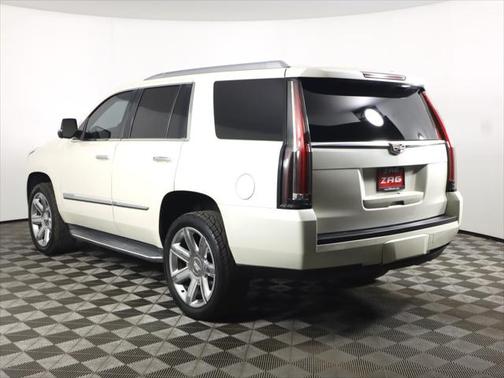 2015 Cadillac Escalade Luxury