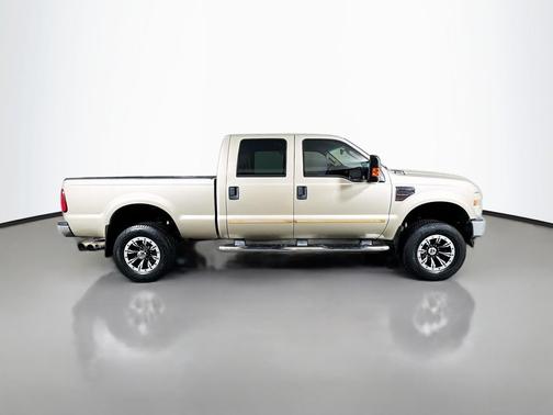 2009 Ford F-250 XLT Crew Cab