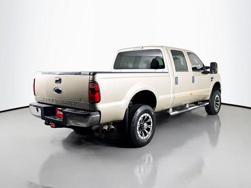 2009 Ford F-250 XLT Crew Cab