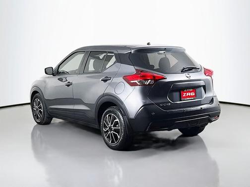 2020 Nissan Kicks S