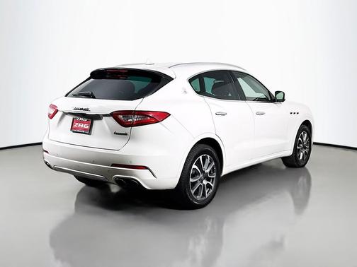 2017 Maserati Levante Base