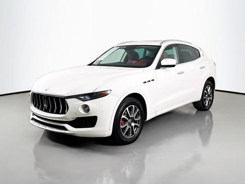 2017 Maserati Levante Base