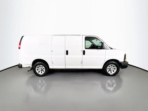 Summit White 2014 Chevrolet Express 1500 Work Van