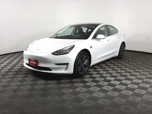 2020 Tesla Model 3 Standard Range Plus