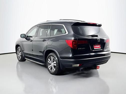 Crystal Black Pearl 2017 Honda Pilot EX-L
