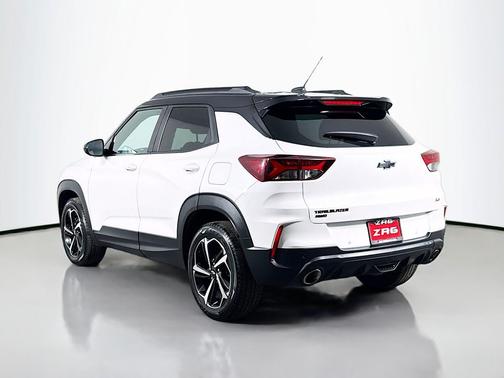 Iridescent Pearl Tricoat 2021 Chevrolet Trailblazer RS