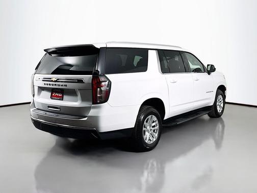 2022 Chevrolet Suburban LS