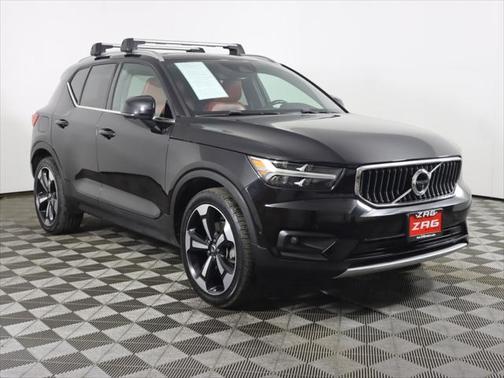 2019 Volvo XC40 T5 Inscription