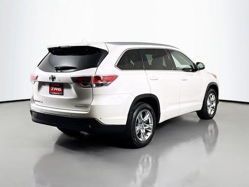 2015 Toyota Highlander Limited Platinum