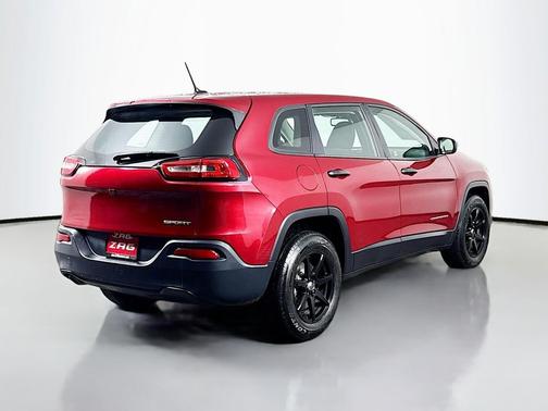 2016 Jeep Cherokee Sport