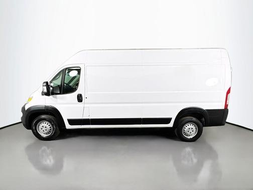 Bright White Clearcoat 2025 RAM ProMaster 2500 Tradesman
