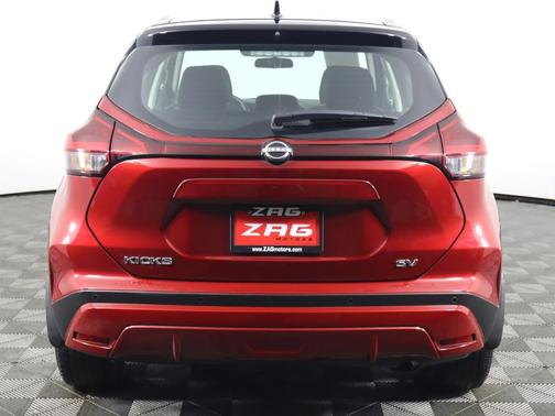 2022 Nissan Kicks SV