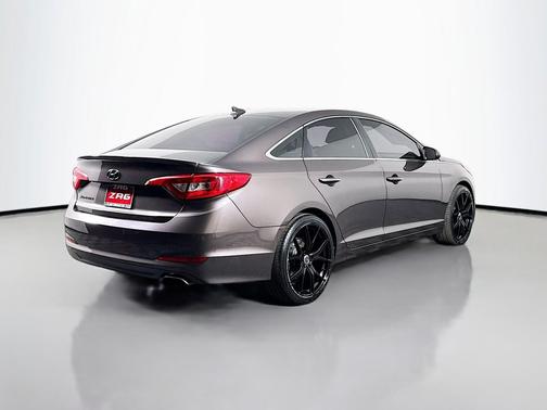 2016 Hyundai SONATA SE