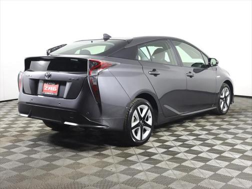 2018 Toyota Prius Three Touring
