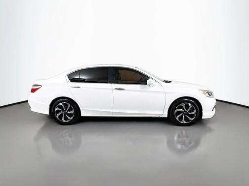 2017 Honda Accord EX