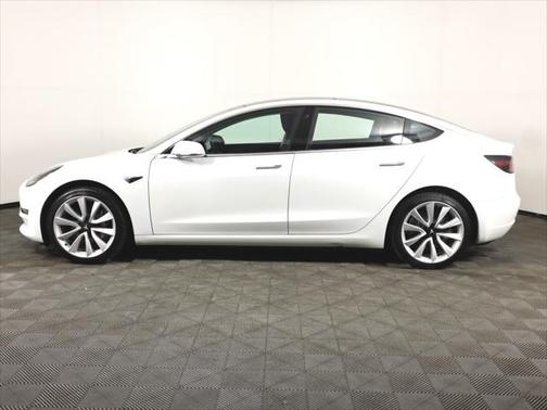 2017 Tesla Model 3 Long Range