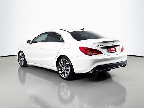 2017 Mercedes-Benz CLA 250 Base