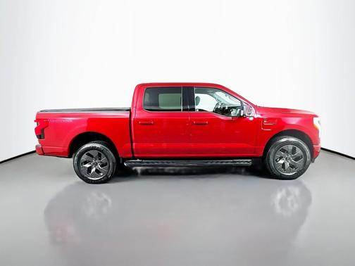 2023 Ford F-150 Lightning XLT