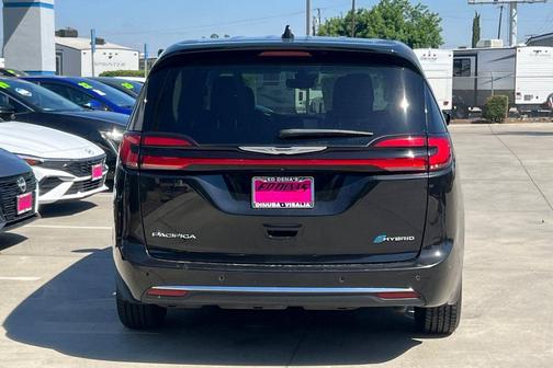 Brilliant Black Crystal Pearlcoat 2024 Chrysler Pacifica Hybrid Select