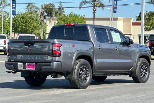Gun Metallic 2022 Nissan Frontier PRO-X