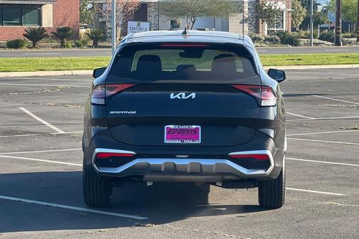 Fusion Black 2024 Kia Sportage LX