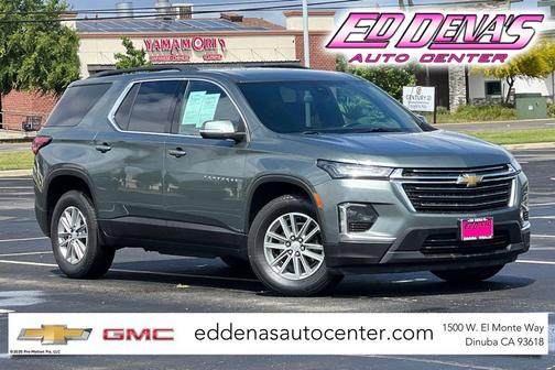 Silver Sage Metallic 2023 Chevrolet Traverse LT Cloth