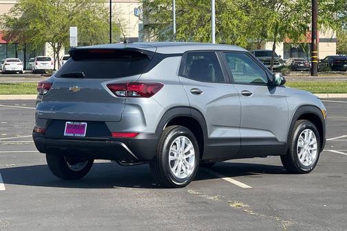 Sterling Gray Metallic 2026 Chevrolet Trailblazer LS