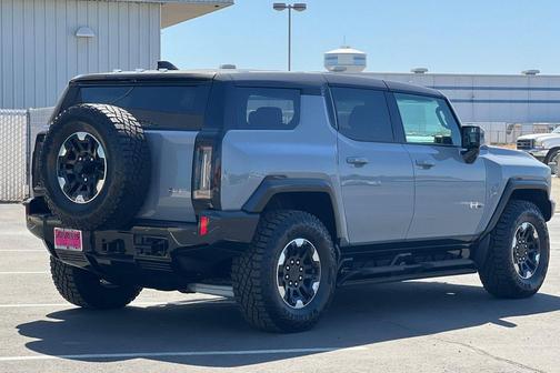 Meteorite Metallic (Grey) 2025 GMC HUMMER EV SUV 3X
