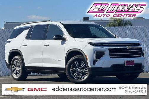 Summit White 2026 Chevrolet Traverse LT