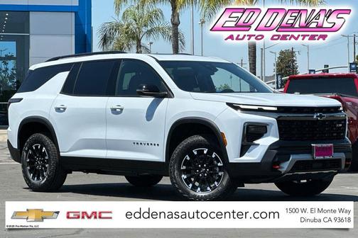 Polar White Tricoat 2026 Chevrolet Traverse AWD Z71