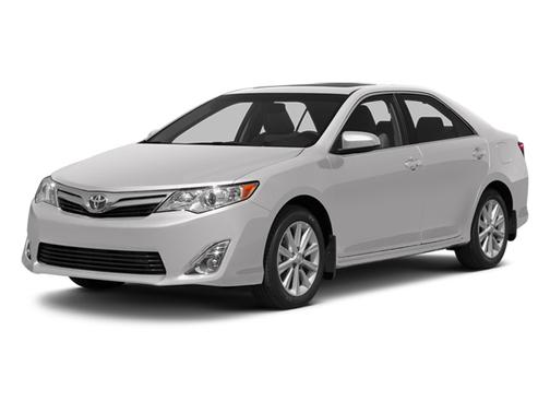 Super White 2013 Toyota Camry XLE