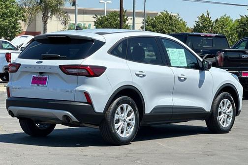Silver Metallic 2025 Ford Escape Active