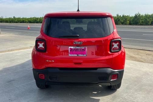 Colorado Red Clearcoat 2023 Jeep Renegade Latitude