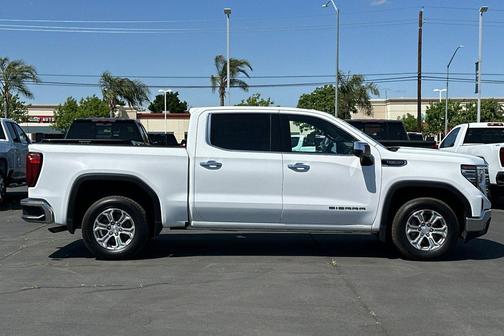 Summit White 2024 GMC Sierra 1500 SLT