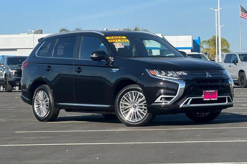 Black 2022 Mitsubishi Outlander PHEV GT