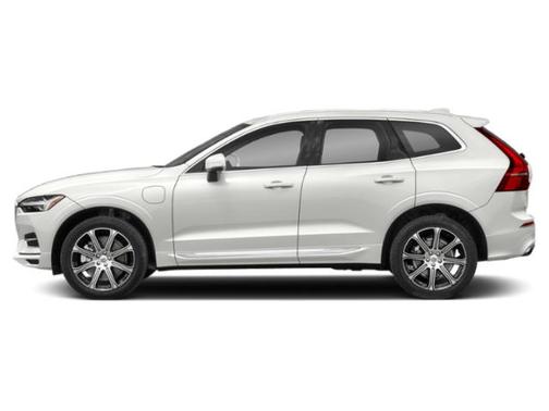 Crystal White Metallic 2021 Volvo XC60 Recharge Plug-In Hybrid T8 Inscription