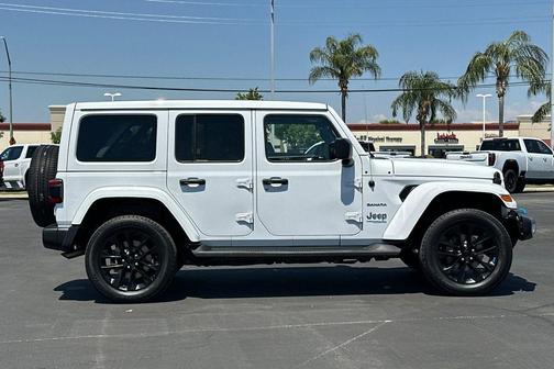 Bright White Clearcoat 2022 Jeep Wrangler Unlimited 4xe Sahara