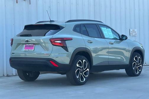 Cacti Green 2024 Chevrolet Trax FWD 2RS