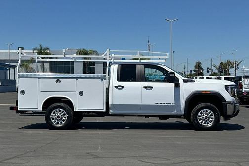 Summit White 2026 GMC Sierra 2500 Pro