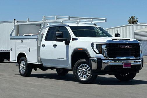 Summit White 2026 GMC Sierra 2500 Pro