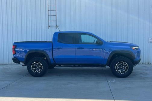 Reef Blue Metallic 2026 Chevrolet Colorado ZR2