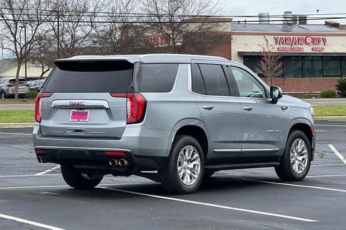 Sterling Metallic 2024 GMC Yukon Denali