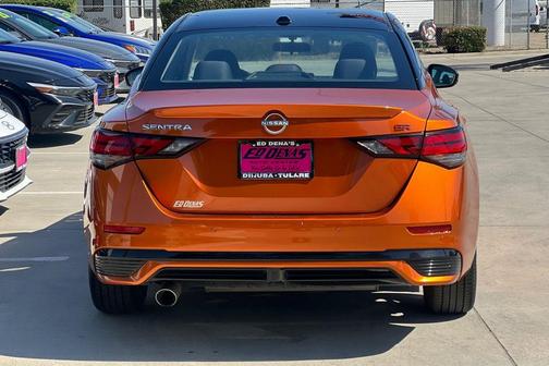 Orange Metallic/Super Blk 2025 Nissan Sentra SR