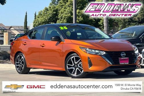 Orange Metallic/Super Blk 2025 Nissan Sentra SR