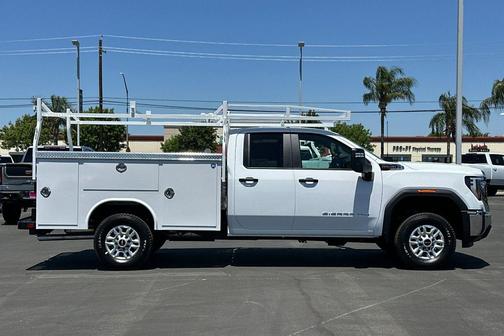 Summit White 2026 GMC Sierra 2500 Pro
