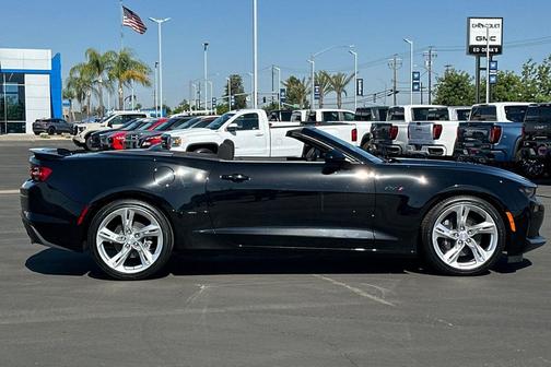 Black 2023 Chevrolet Camaro RWD Convertible LT1
